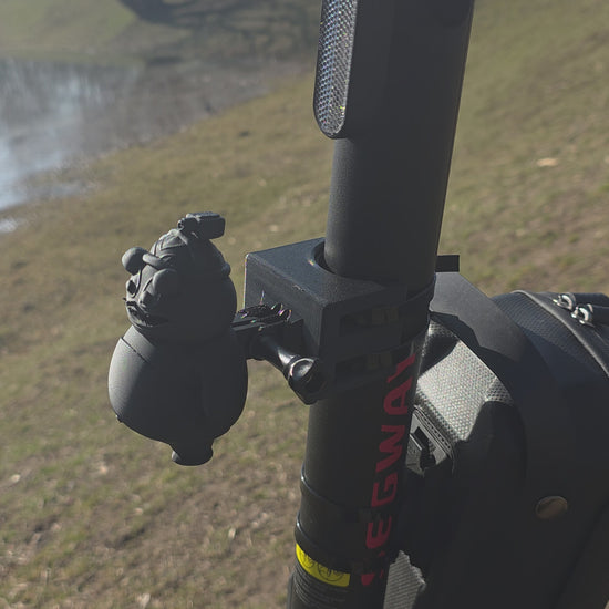 Limited Panda Buddy Action Mount Escooter schwarz